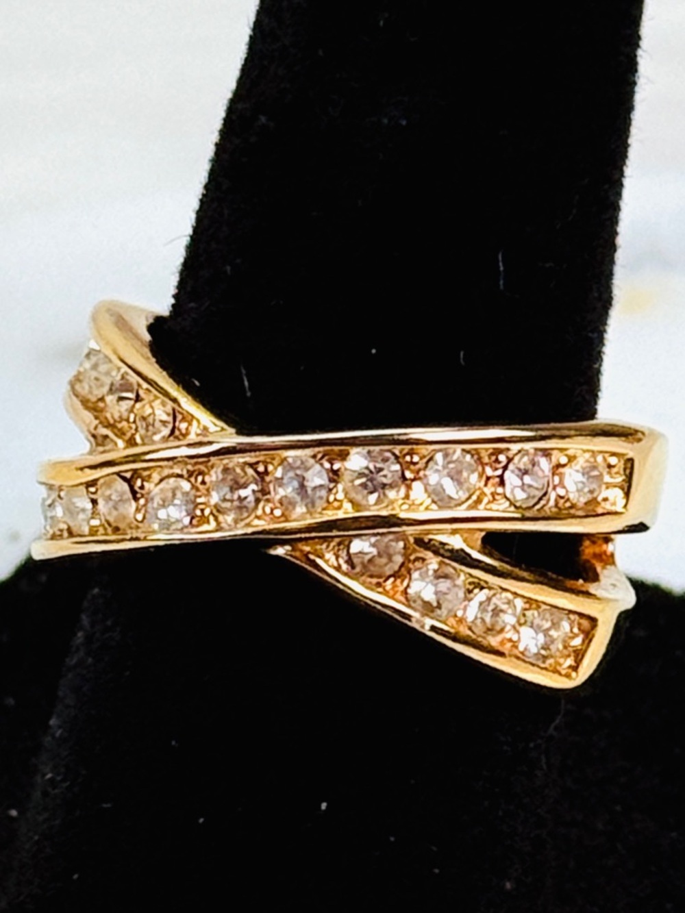 Vintage Goldtone crisscross size 5 1/2 Statement Ring